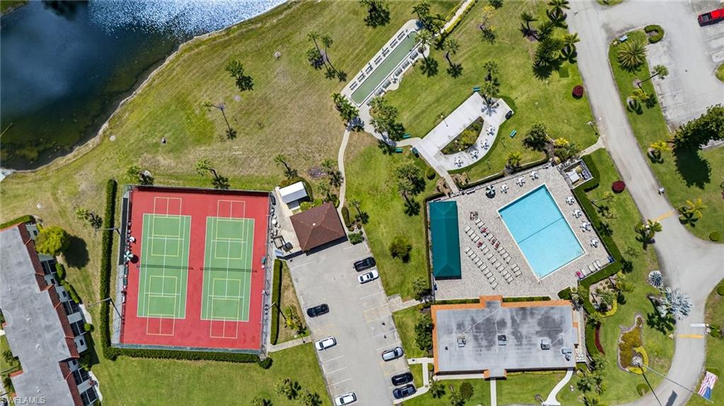 FAIRWAYS AT PAR FOUR - Residential