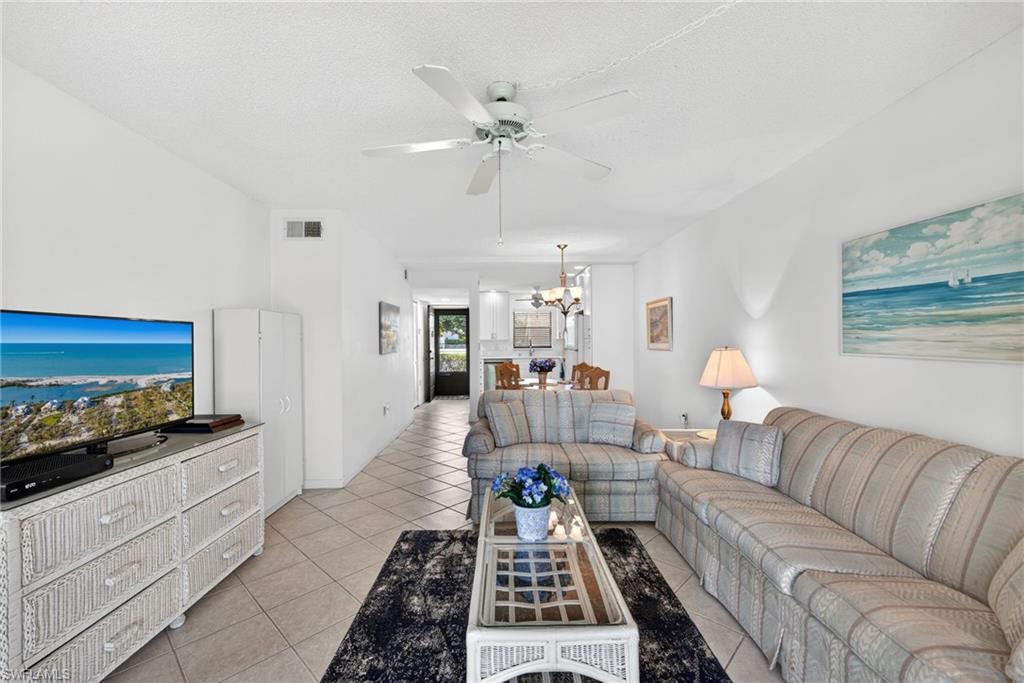 FAIRWAYS AT PAR FOUR - Residential