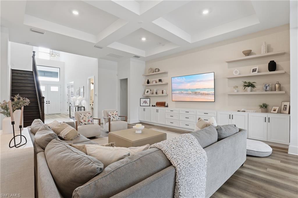 CORKSCREW ESTATES - Residential