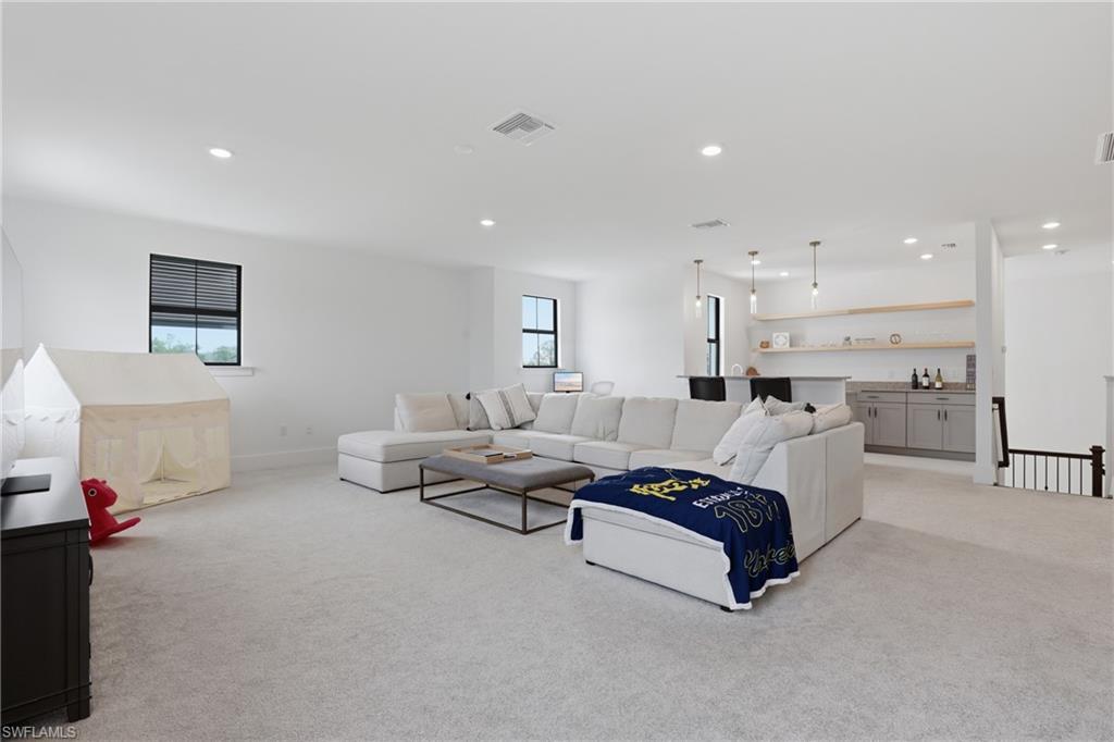 CORKSCREW ESTATES - Residential