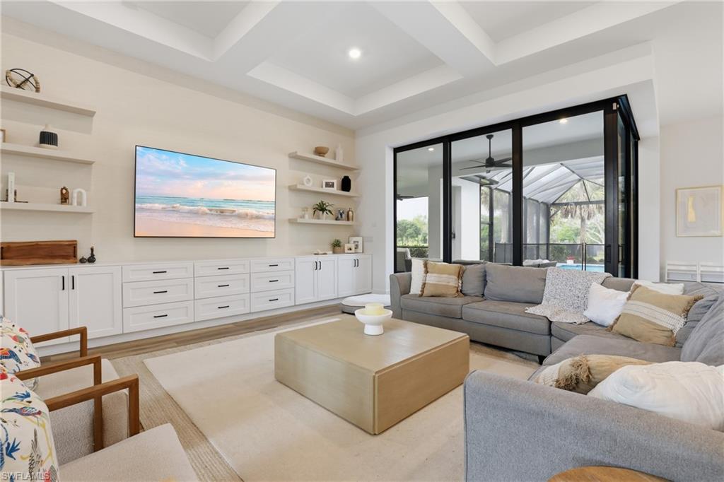 CORKSCREW ESTATES - Residential