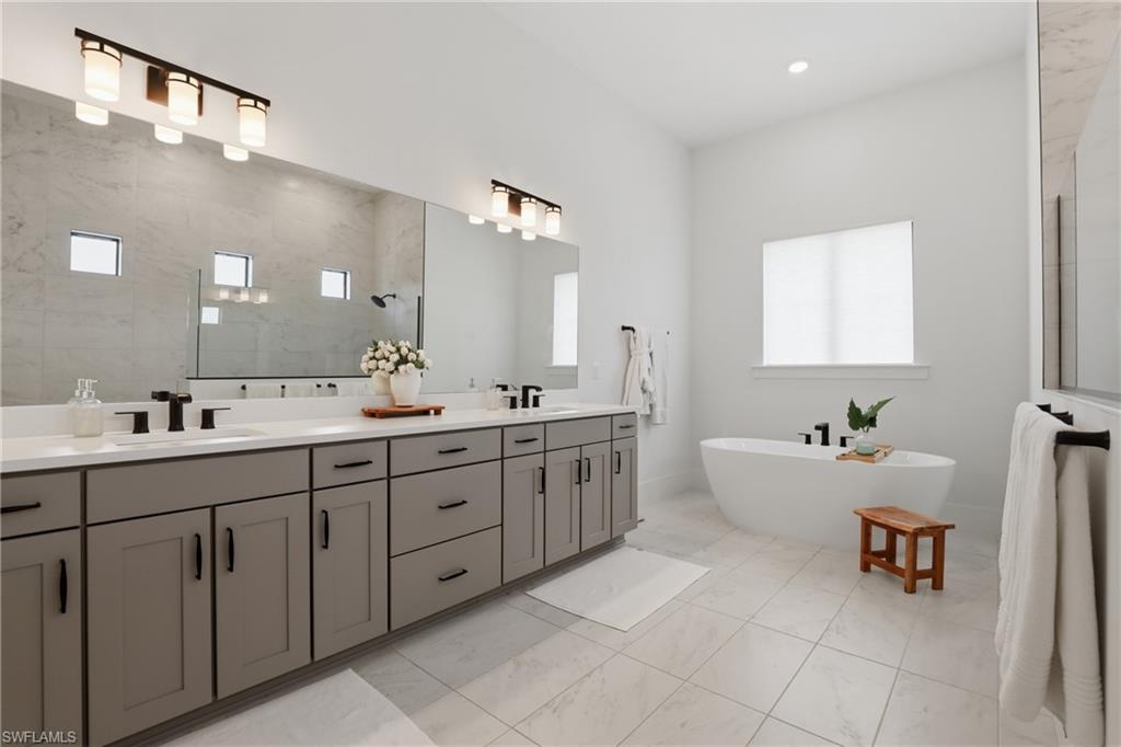 CORKSCREW ESTATES - Residential