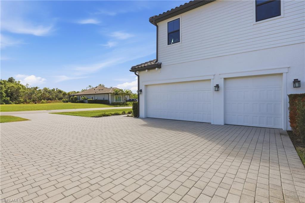 CORKSCREW ESTATES - Residential