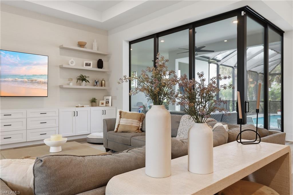 CORKSCREW ESTATES - Residential