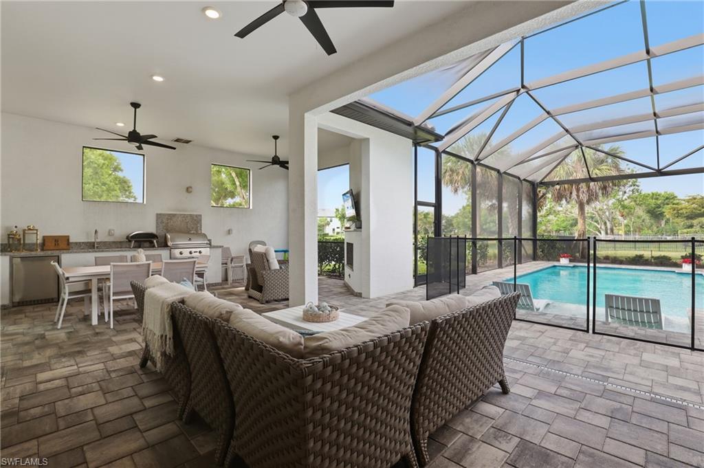 CORKSCREW ESTATES - Residential