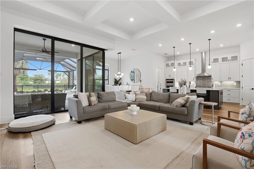 CORKSCREW ESTATES - Residential