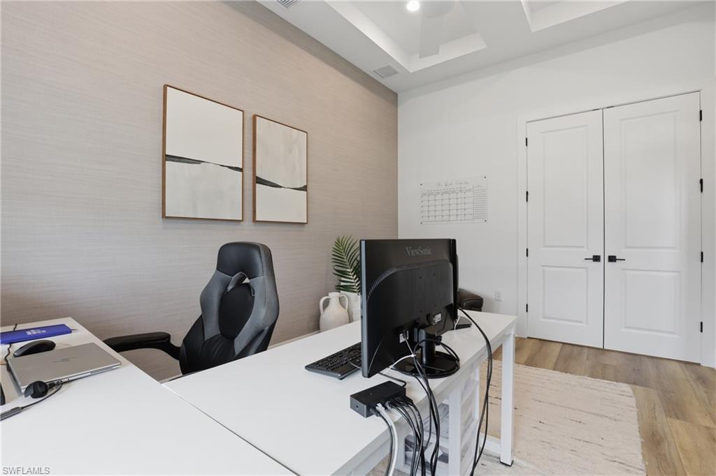 CORKSCREW ESTATES - Residential