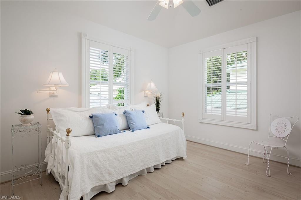 OLDE NAPLES - Residential