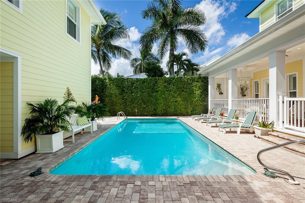 OLDE NAPLES - Residential