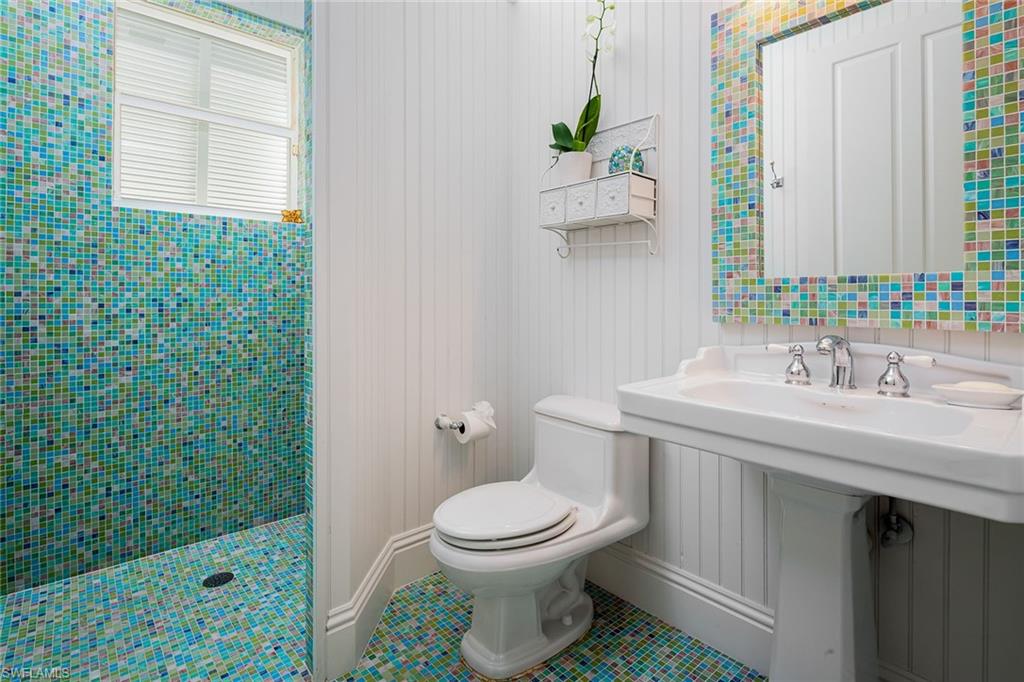 OLDE NAPLES - Residential