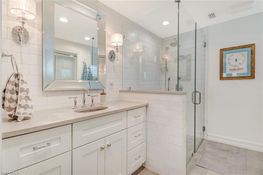 PALM RIVER ESTATES - Residential