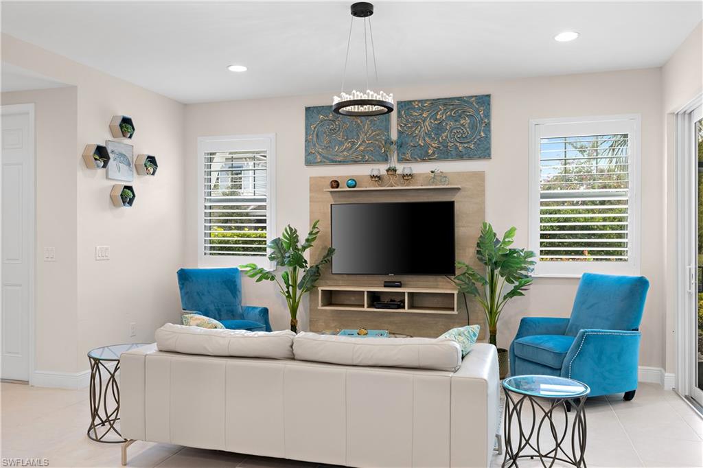 RICHMOND PARK - Residential