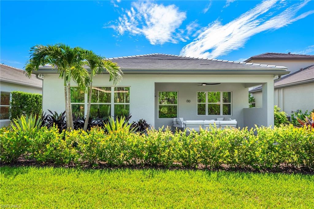 VALENCIA TRAILS - Residential