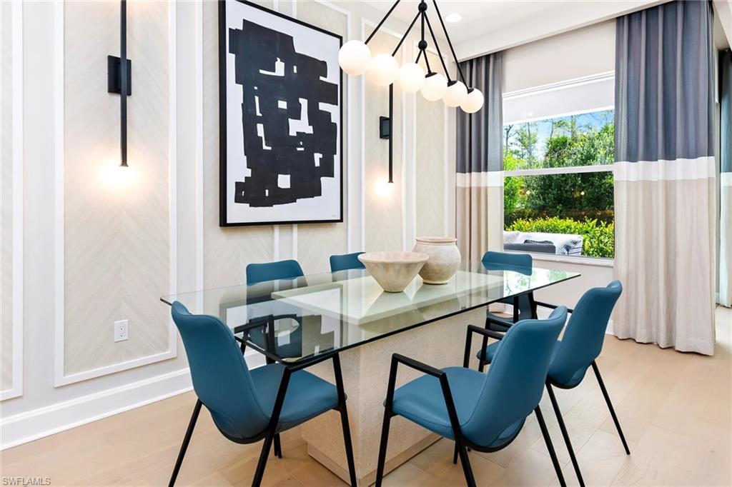 VALENCIA TRAILS - Residential