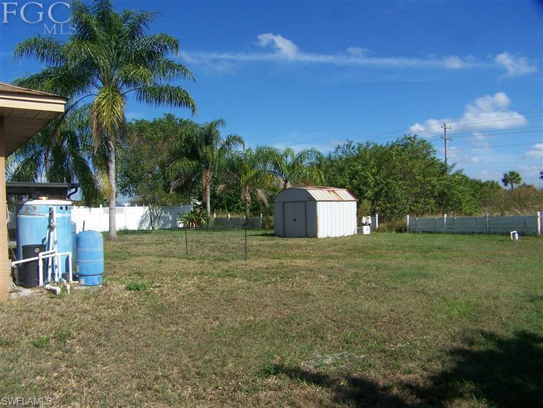LEHIGH ACRES - Residential