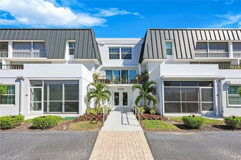 Photo of 4200 Belair LN #302, NAPLES, FL 34103 (MLS # 226031665)
