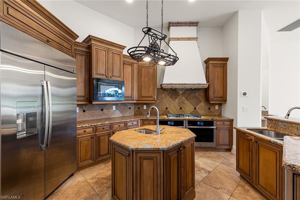 LAKE FOREST AT SHADOW WOOD - Residential