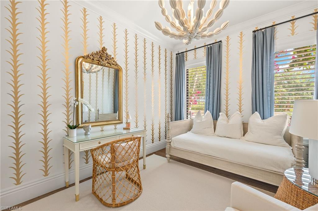 WHISKEY CREEK - Residential