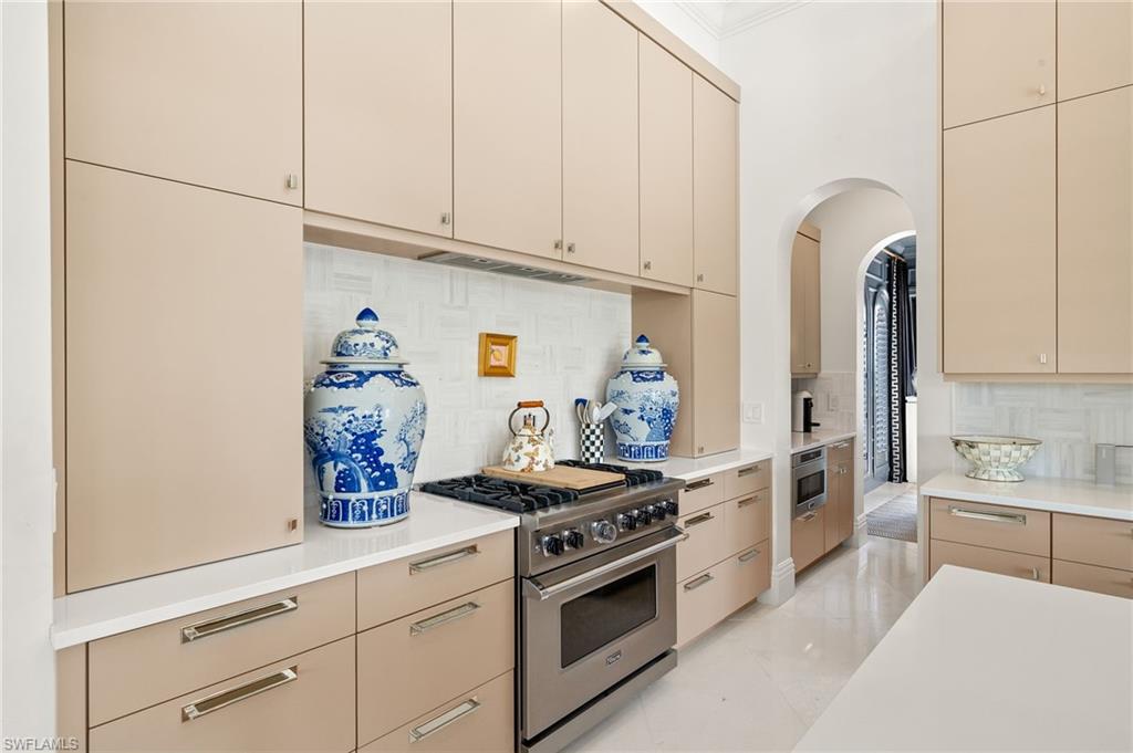 WHISKEY CREEK - Residential