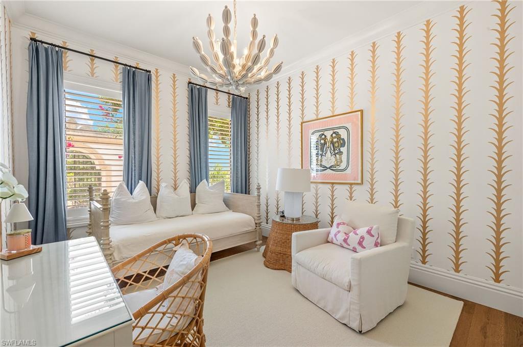 WHISKEY CREEK - Residential