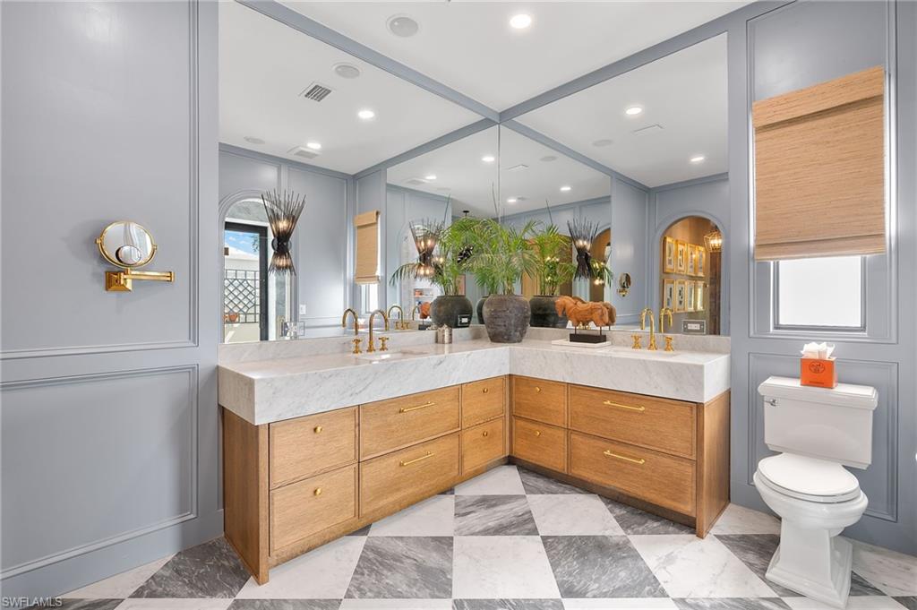 WHISKEY CREEK - Residential