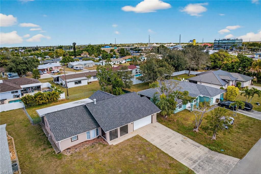 CAPE CORAL - Residential