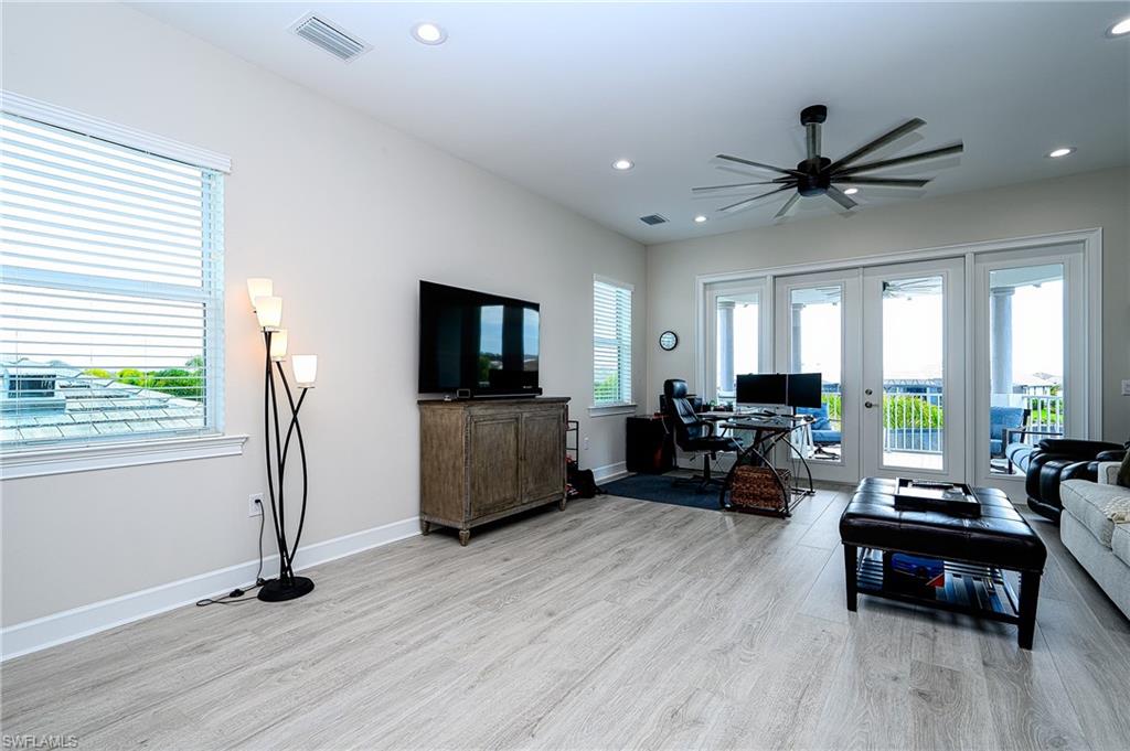 ISLES OF COLLIER PRESERVE - Residential