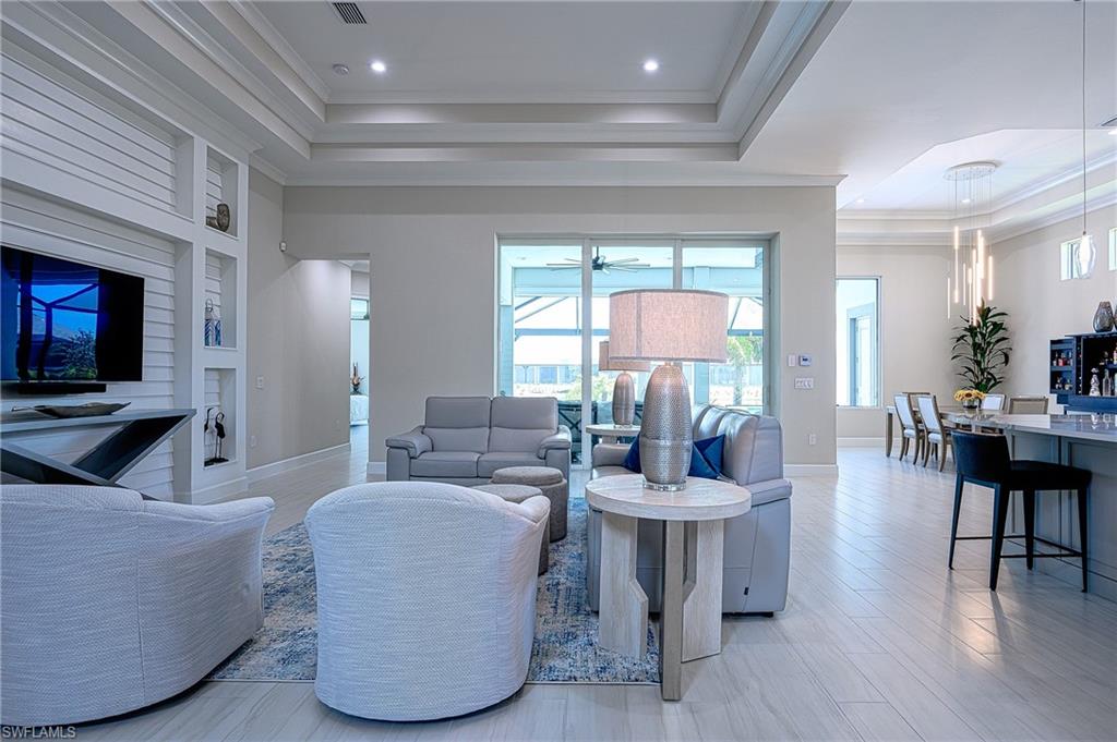 ISLES OF COLLIER PRESERVE - Residential