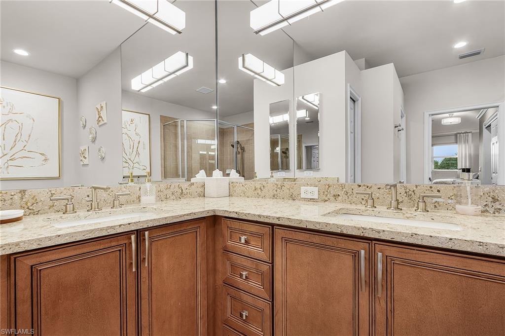 TRIANA - Residential