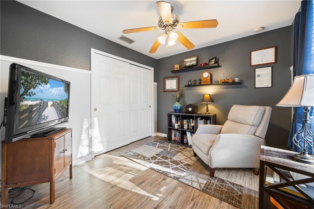 BAYSHORE COMMONS - Residential