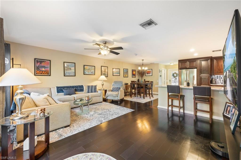 BAYSHORE COMMONS - Residential