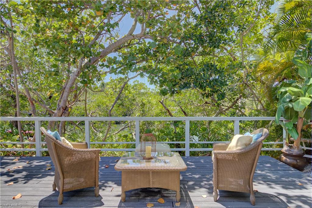 SANIBEL ISLES - Residential