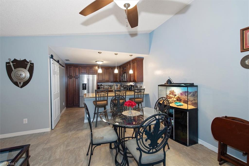 ROYAL WOODS - Residential