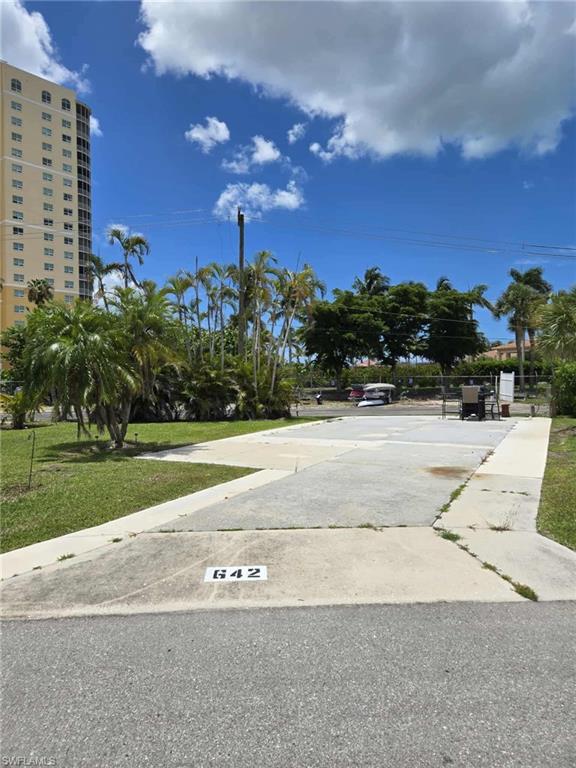 PALMETTO PALMS R V - Land