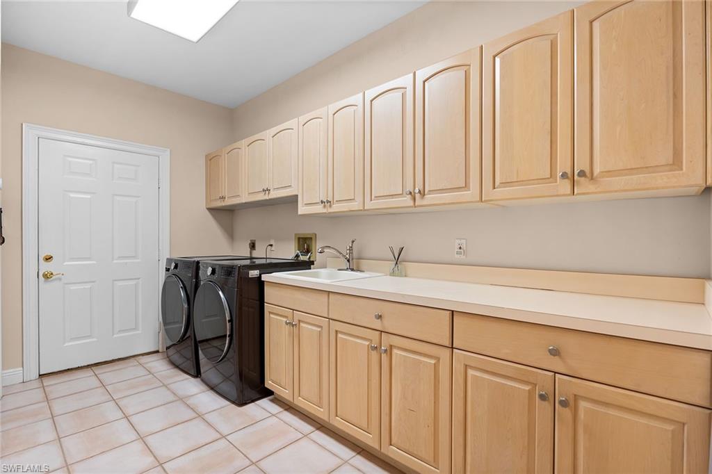 JAMESTOWN - Residential