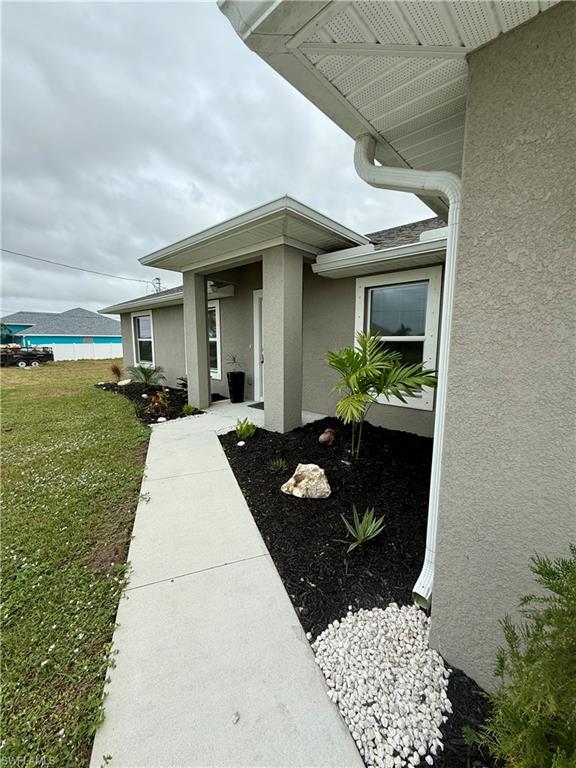 CAPE CORAL - Residential