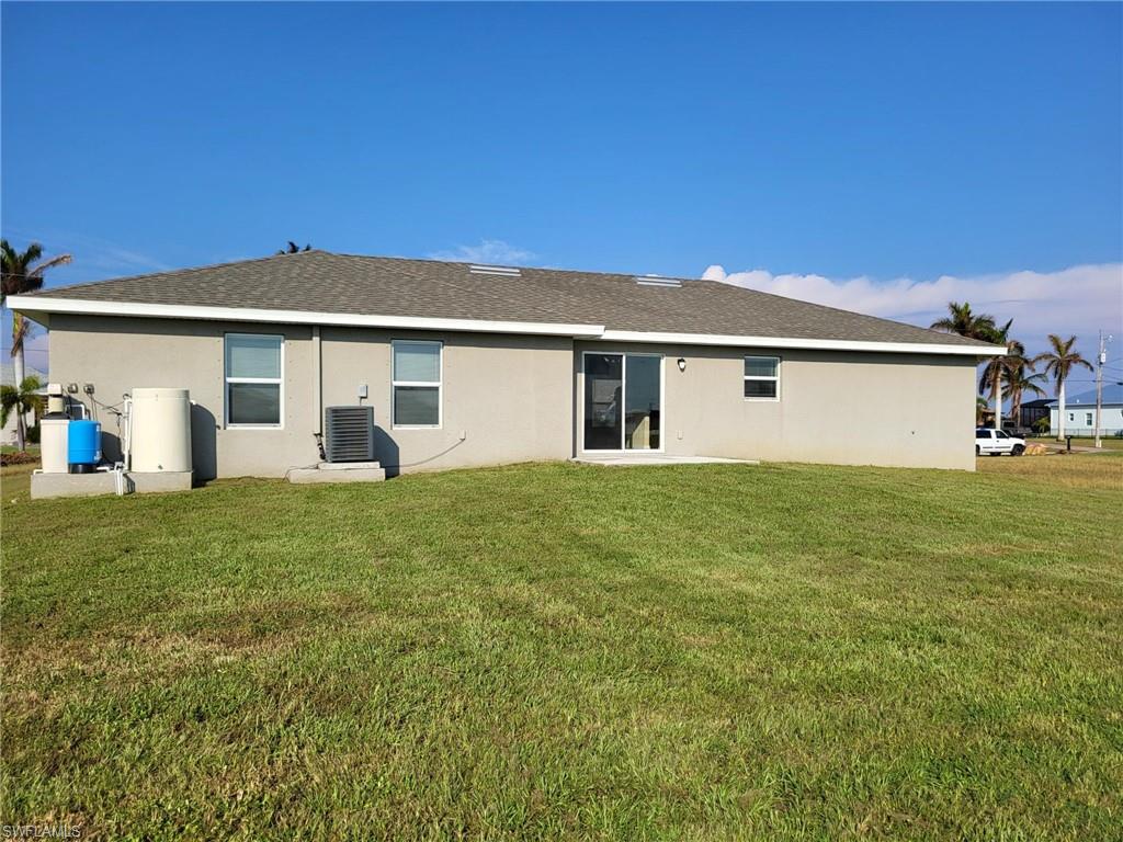 CAPE CORAL - Residential
