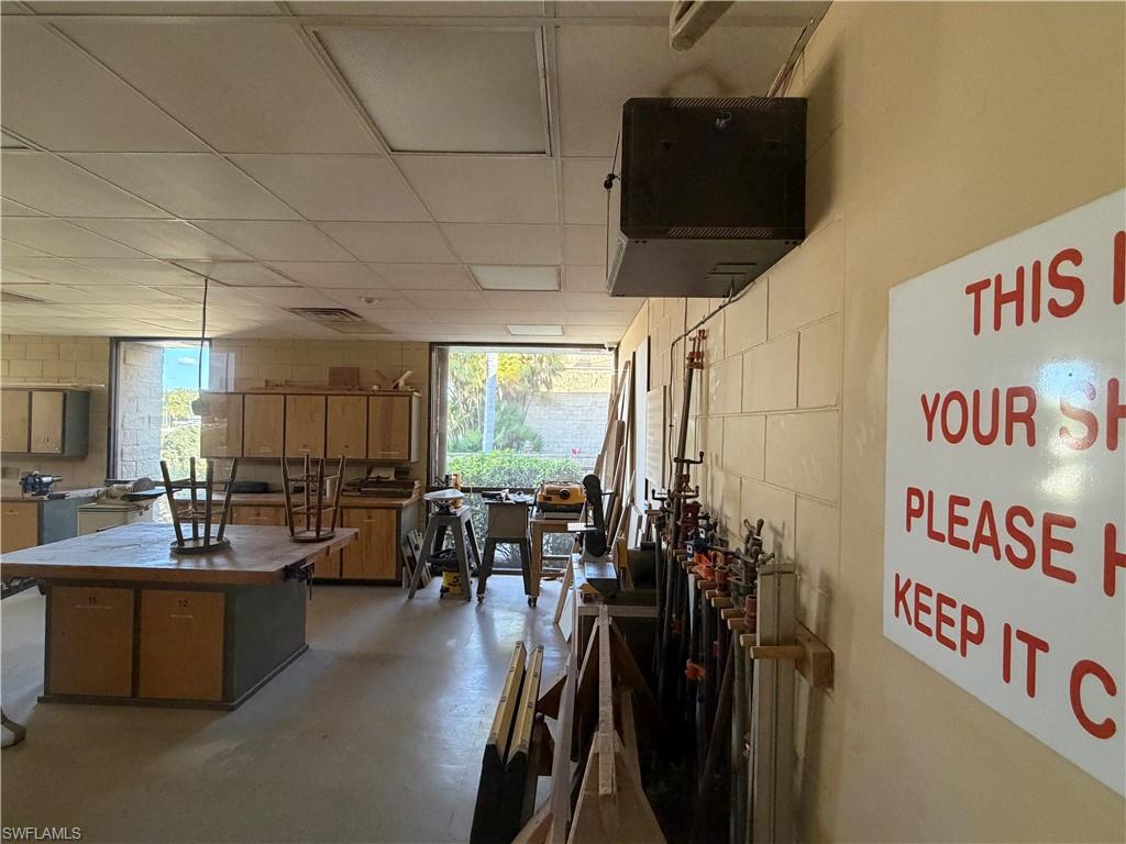 SEVEN LAKES - Residential