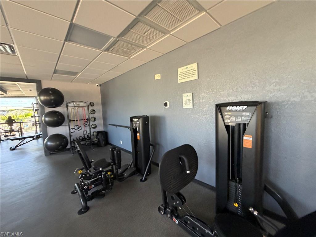 SEVEN LAKES - Residential