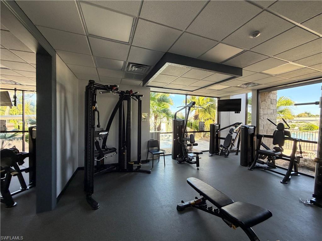 SEVEN LAKES - Residential