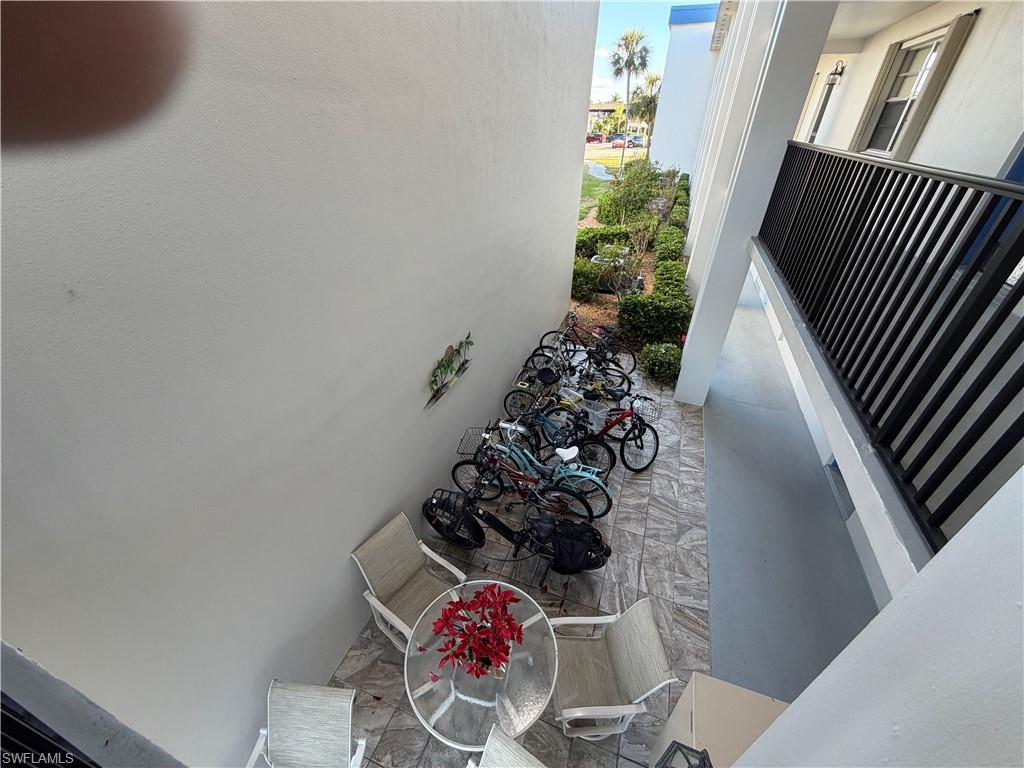 SEVEN LAKES - Residential