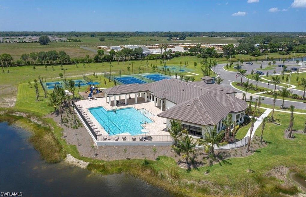 PORTICO - Residential