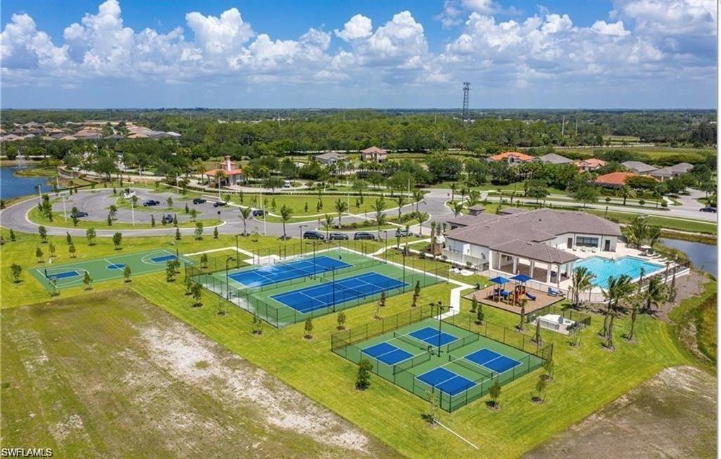 PORTICO - Residential