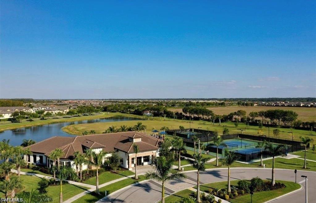 PORTICO - Residential