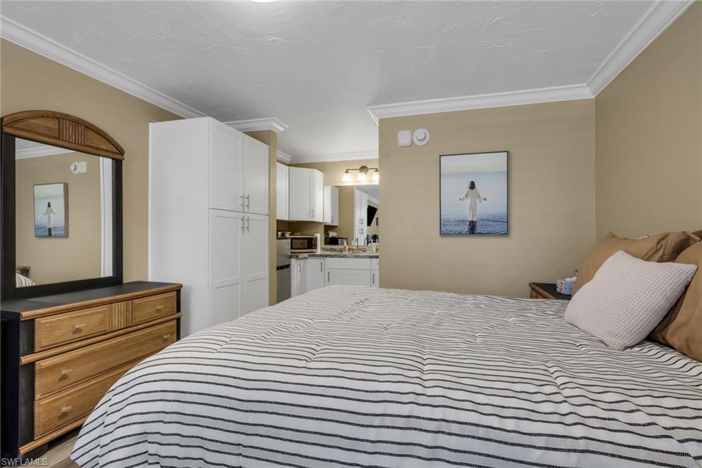 GULFCOAST INN OF NAPLES - Residential