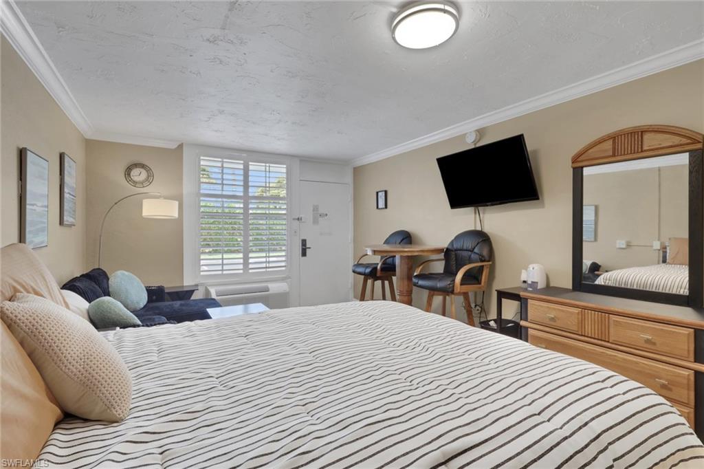 GULFCOAST INN OF NAPLES - Residential