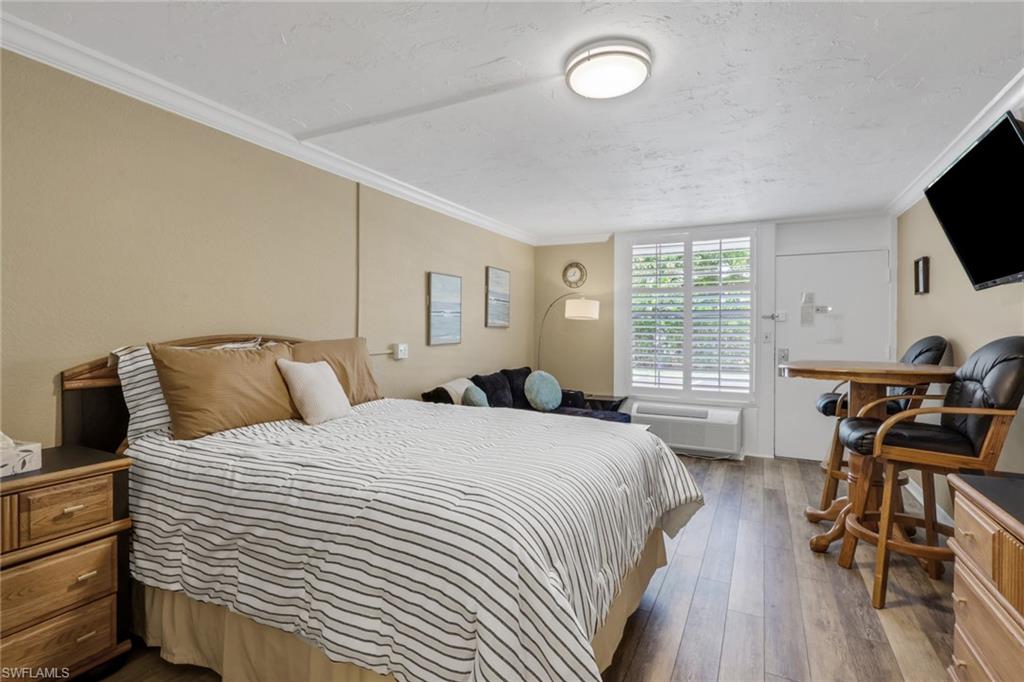 GULFCOAST INN OF NAPLES - Residential