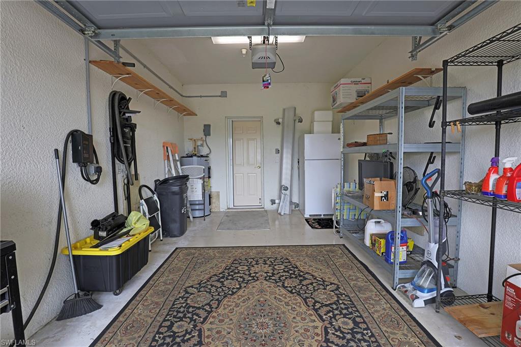 MOODY RIVER ESTATES - Residential Lease