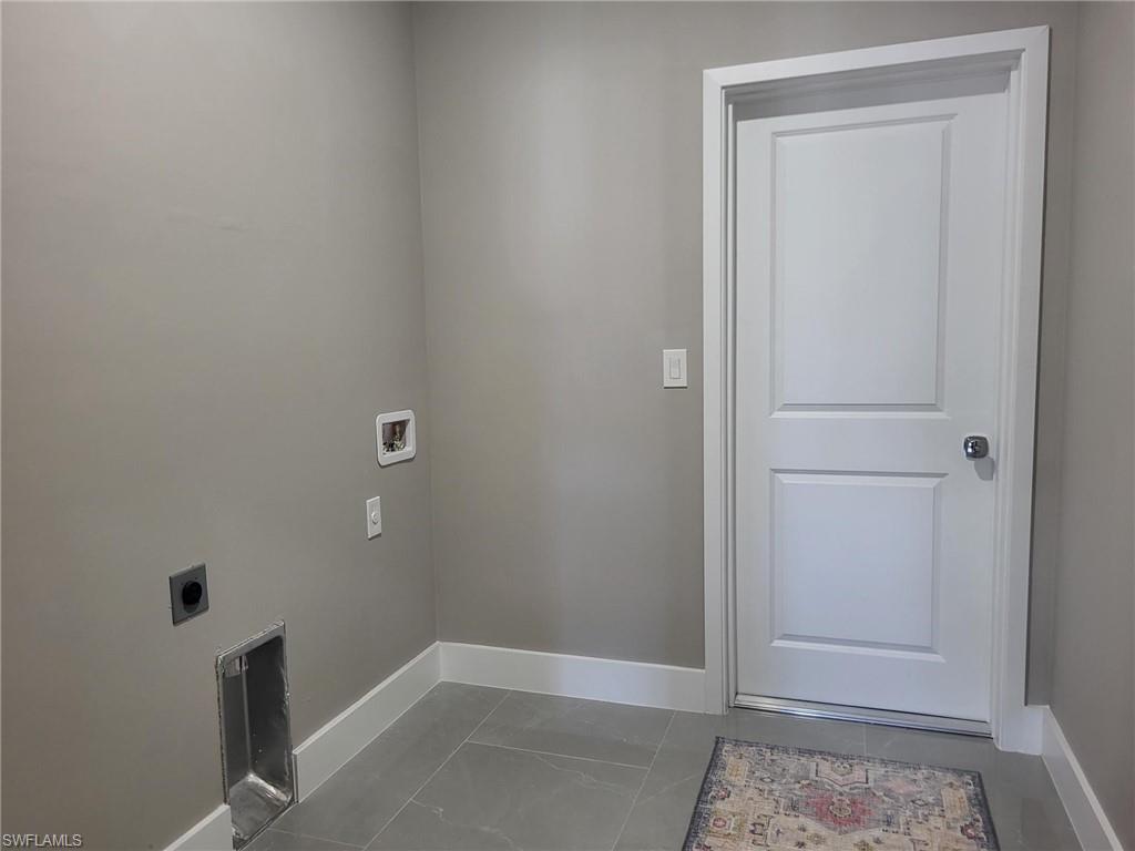 CAPE CORAL - Residential Lease