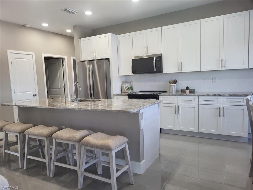 CAPE CORAL - Residential Lease